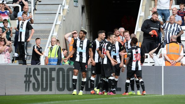 Un referente del Newcastle defendió a Miguel Almirón
