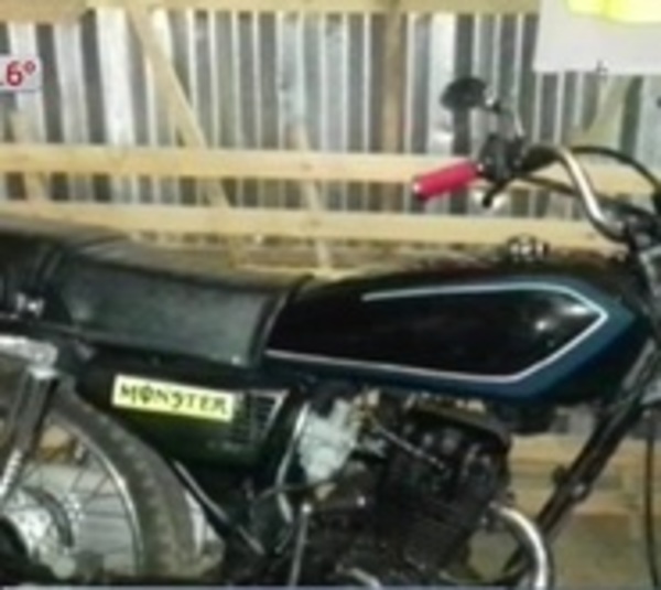 Pensó que iba a vender su moto, pero lo asaltaron - Paraguay.com