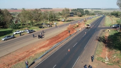 HOY / Para evitar accidentes cercan ruta de Tape Porã