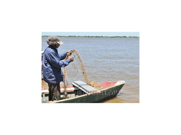 Afirman que refulado afecta a pesca y piden compensación