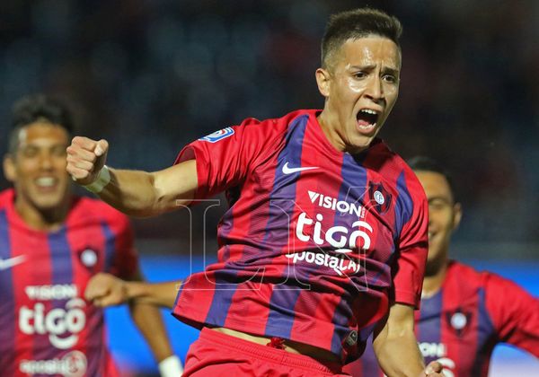 Cerro cumple y está tercero