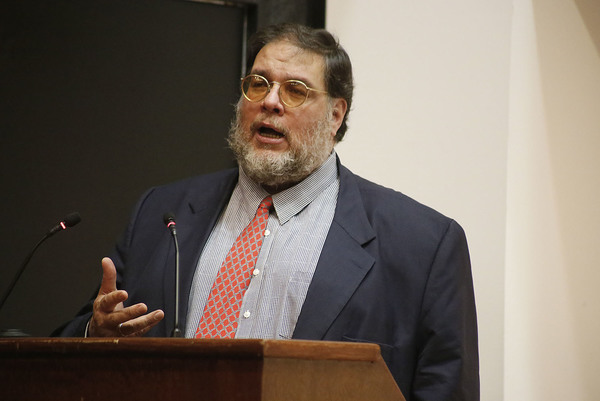 “Paraguay está en deuda con la educación”, cuestiona Fernández Bogado » Ñanduti