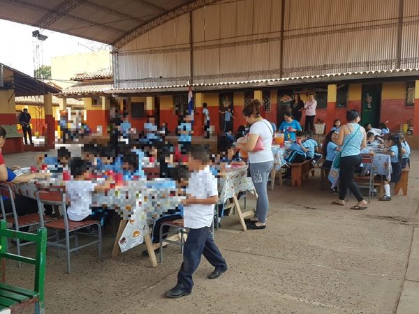 Fonacide: Confirmaron miserable manera de dar almuerzo escolar | San Lorenzo Py