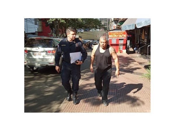 Falsos guías turísticos asaltaron a dos policías argentinos