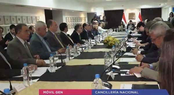 Piden excluir a corruptos de comisión negociadora de Itaipú