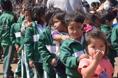 Niños de varias comunidades indígenas de Caaguazú fueron agasajados  - Nacionales - ABC Color
