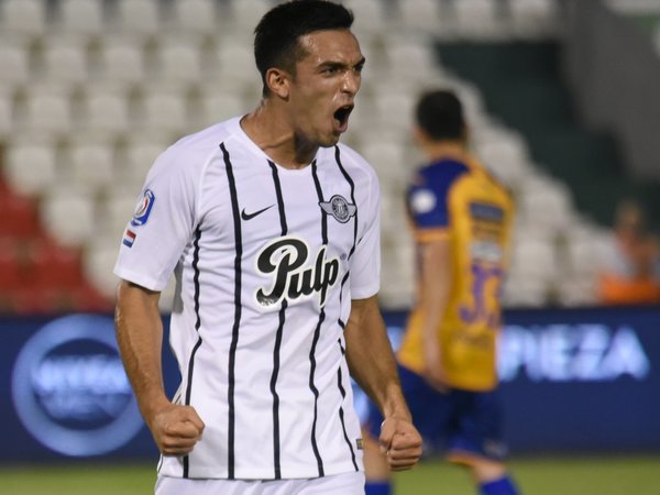 Alfio Oviedo suma su quinto doblete