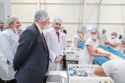 Jefe de Estado visitó complejo industrial en Luque - .::RADIO NACIONAL::.