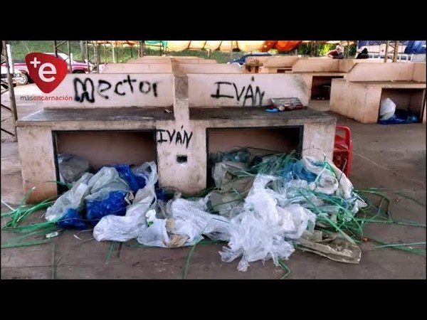 JÓVENES ADICTOS MANTIENEN EN ZOZOBRA A VENDEDORES DE LA PLACITA