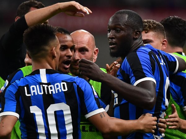 El Inter inscribe a todo su plantel en la lista "Champions"
