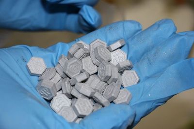 Frustran ingreso de más de 3 mil pastillas de éxtasis