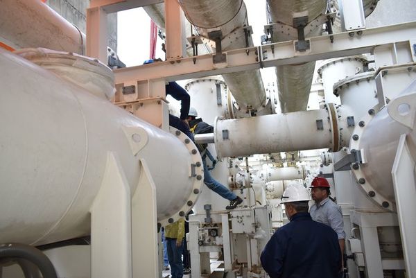 Se intensifican los trabajos de adecuación de barras 500 Kv en Yacyretá - Nacionales - ABC Color