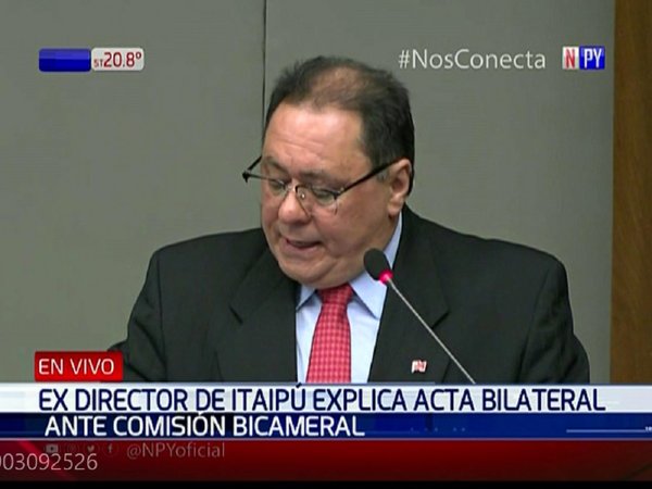José Alderete se defiende ante la comisión bicameral