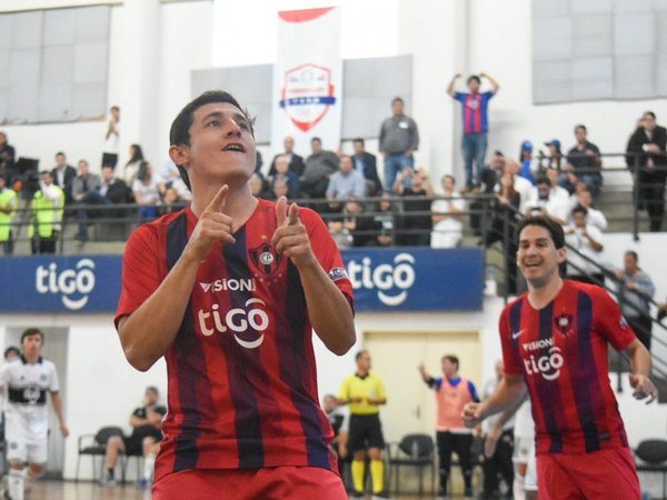 El tuit de Trovato tras el pentacampeonato de Cerro en futsal FIFA