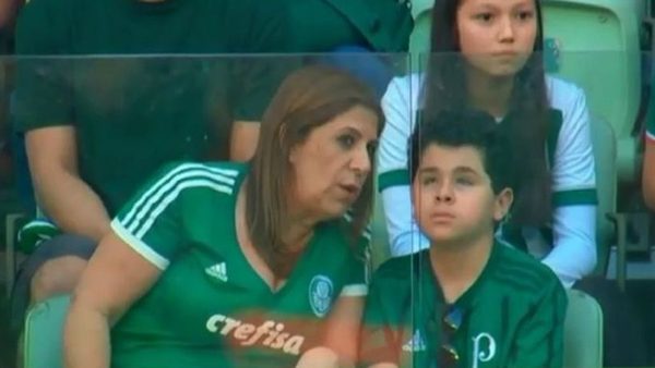 ¡La madre e hincha del año! | Noticias Paraguay