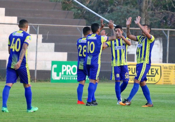 Capiatá goleó al Sportivo San Juan y avanza en la Copa Paraguay