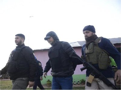 Fiscal imputó a detenidos por asalto al banco Visión