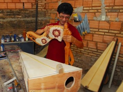 Artesanos de arpas dejarían de exportar debido a altos costos