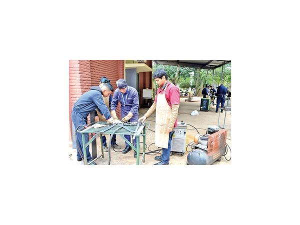 Escuela Agromecánica de Caacupé será modernizada