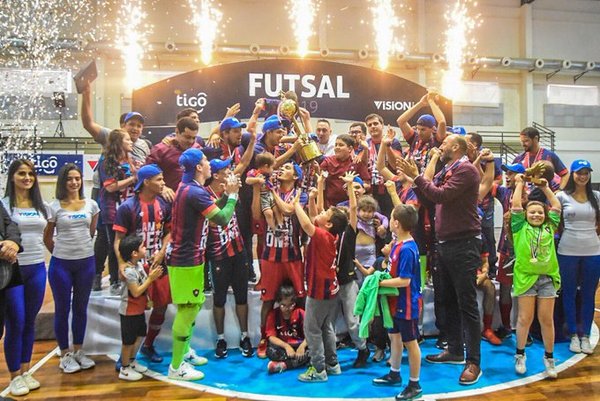 Cerro Porteño logra el pentacampeonato en Futsal FIFA - .::RADIO NACIONAL::.