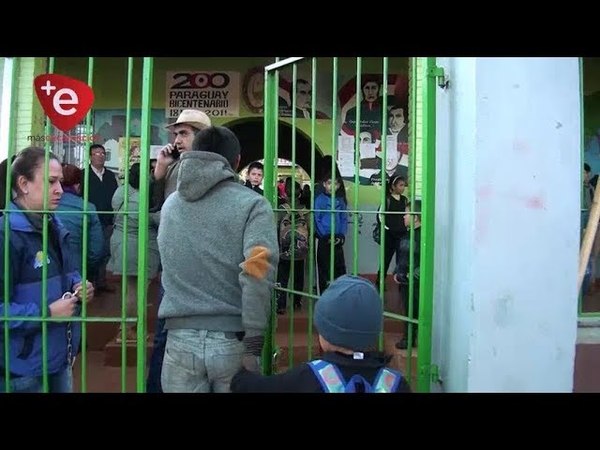 TRAS DENUNCIAS, TRASLADAN A DIRECTOR Y LEVANTAN TOMA EN ESCUELA DE CAPITÁN MIRANDA