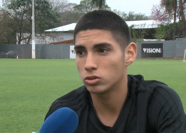 Cómo cambió la vida de Erik López tras debutar en Olimpia