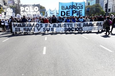 Protestas en Argentina piden declarar la emergencia alimentaria por la crisis