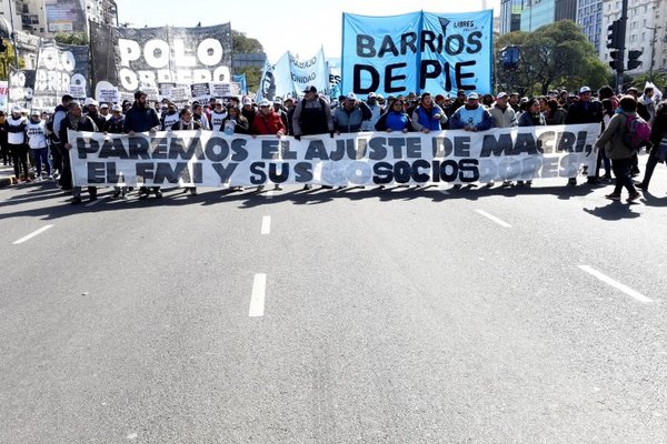 Protestas en Argentina piden declarar la emergencia alimentaria por la crisis