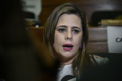 “Cumbre de Poderes es ridícula porque no tiene agenda”, dijo diputada Kattya González - Notas - ABC Color