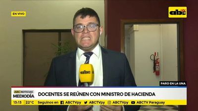 Docentes de la UNA se reúnen con ministro de Hacienda - ABC Noticias - ABC Color