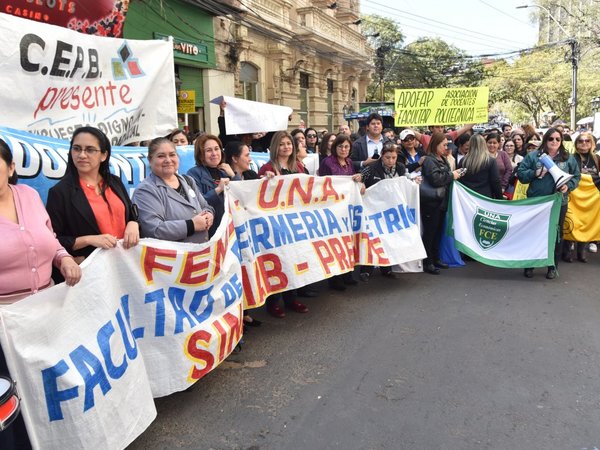 Docentes de la UNA analizarán nueva propuesta de Hacienda