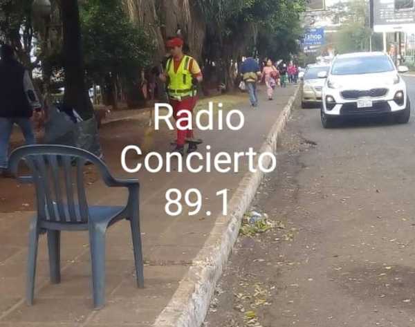 Motochorros asaltan a cambista en el microcentro de CDE