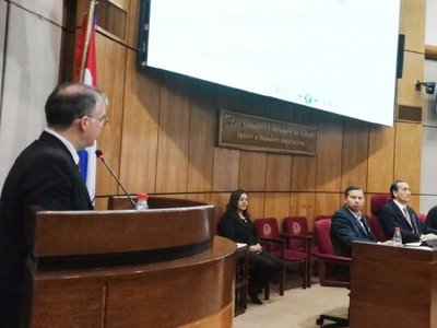 Itaipú: Ullón  se desentiende del polémico acuerdo secreto