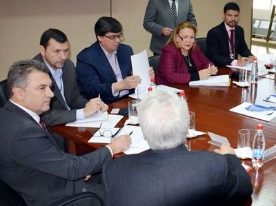 Autarquía plena a ANDE para acelerar obras - Economía - ABC Color