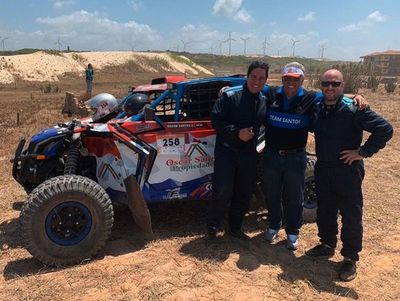 Óscar Santos gana en Brasil