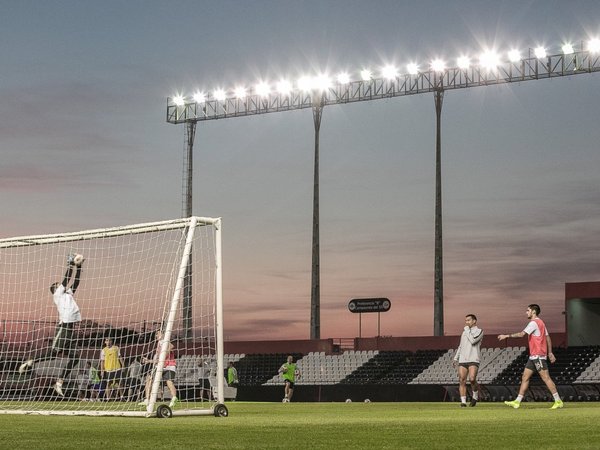 Sin vallas en Tuyucuá ante Cerro