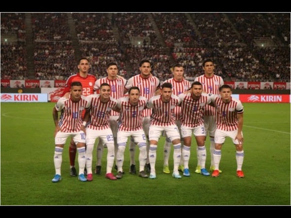 POBRE IMAGEN DE LA ALBIRROJA EN LA DERROTA ANTE JAPÓN