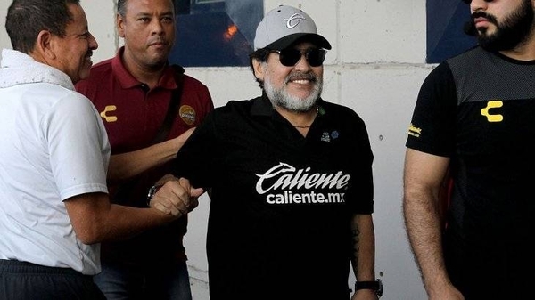 HOY / Maradona tiene todo listo para volver al fútbol argentino