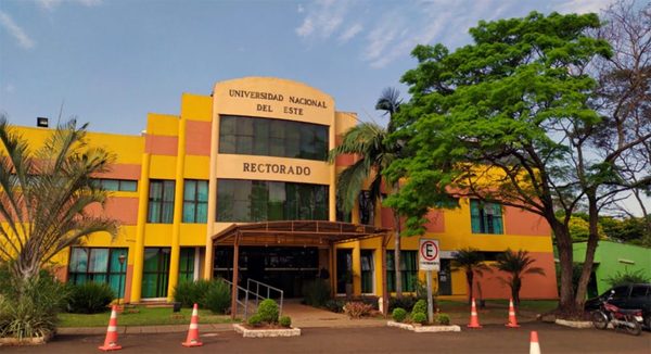 UNE reclama G. 4 mil millones de recorte