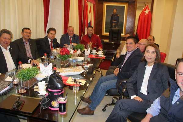 Directiva de colorados se preparan para el aniversario y piden a los Añetete acudir a reuniones - ADN Paraguayo