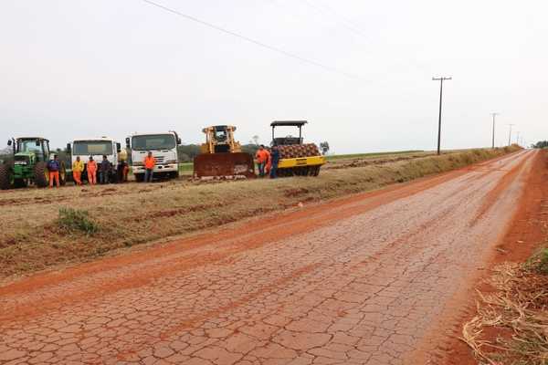Gobierno inicia pavimentación de nuevos tramos en Itapúa | .::Agencia IP::.