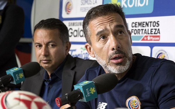 El castigo de Costa Rica a su ex DT Gustavo Matosas