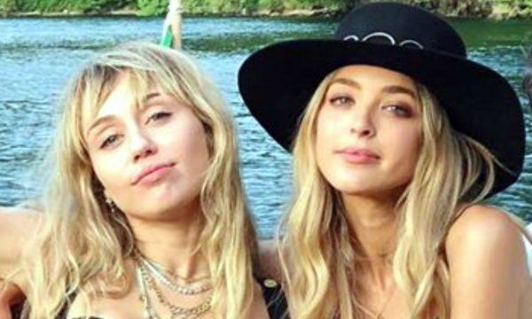 Miley Cyrus celebró el cumpleaños de su nueva novia, Kaitlynn Carter