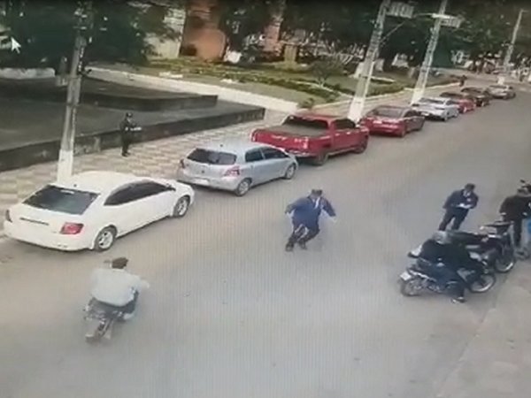 Villarrica: Para evitar control atropelló a agente PMT
