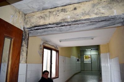 Comilona para arreglar hospital - Interior - ABC Color