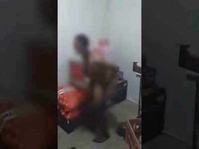 Intentó robar un chocholate del súper y fue garroteado