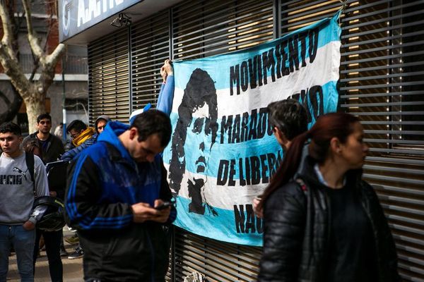 Maradona sacude al fútbol argentino - Fútbol - ABC Color