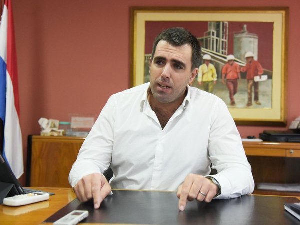 Titular del INC renuncia a su cargo