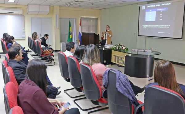 Fundación Tesãi hizo charla de capacitación sobre mamografía
