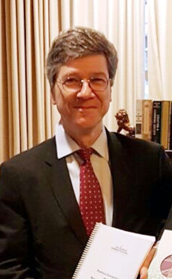 Llano quiere que Sachs asesore - Economía - ABC Color